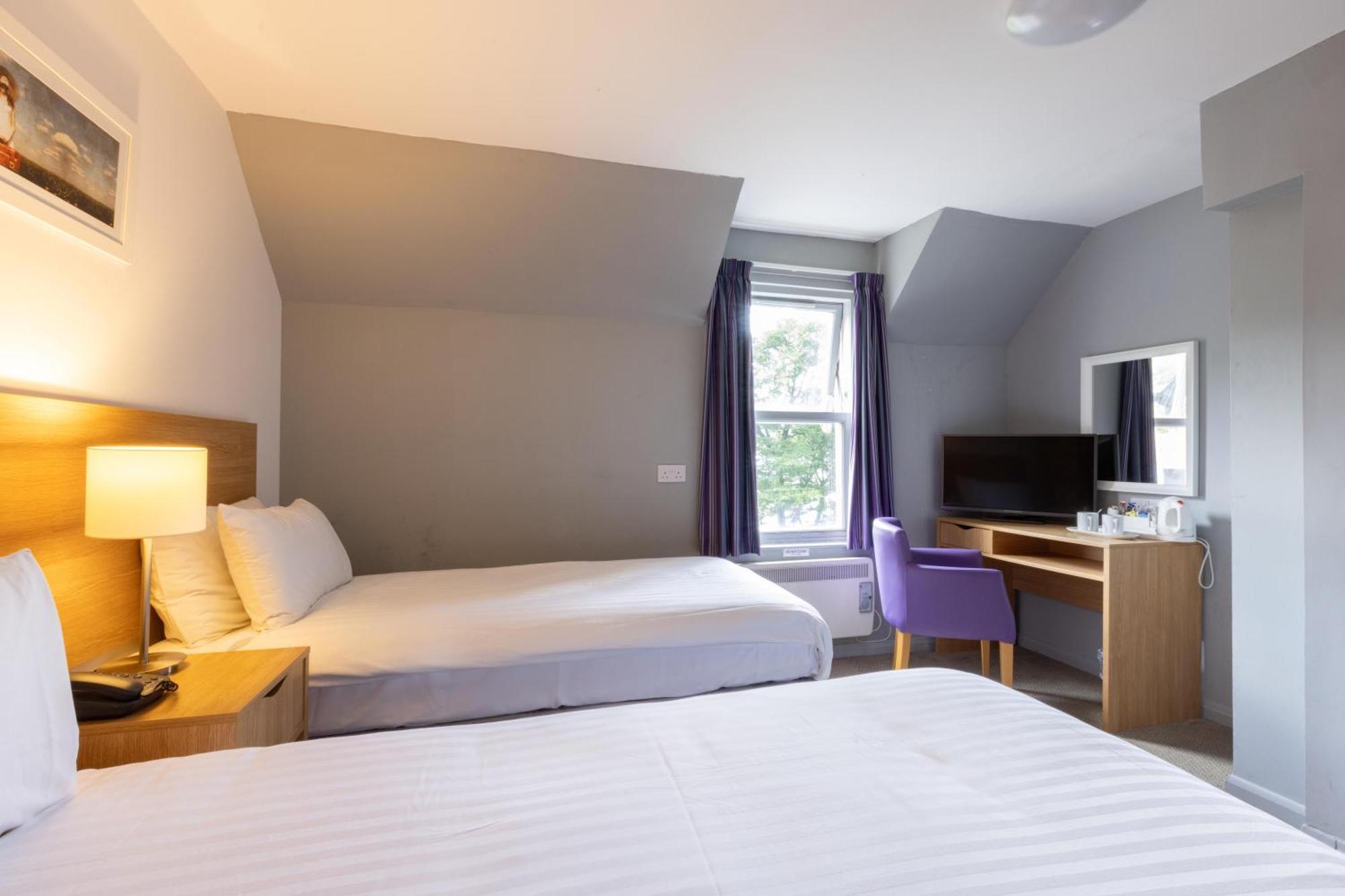 The Caledonian Claymore Hotel Arrochar Zimmer foto